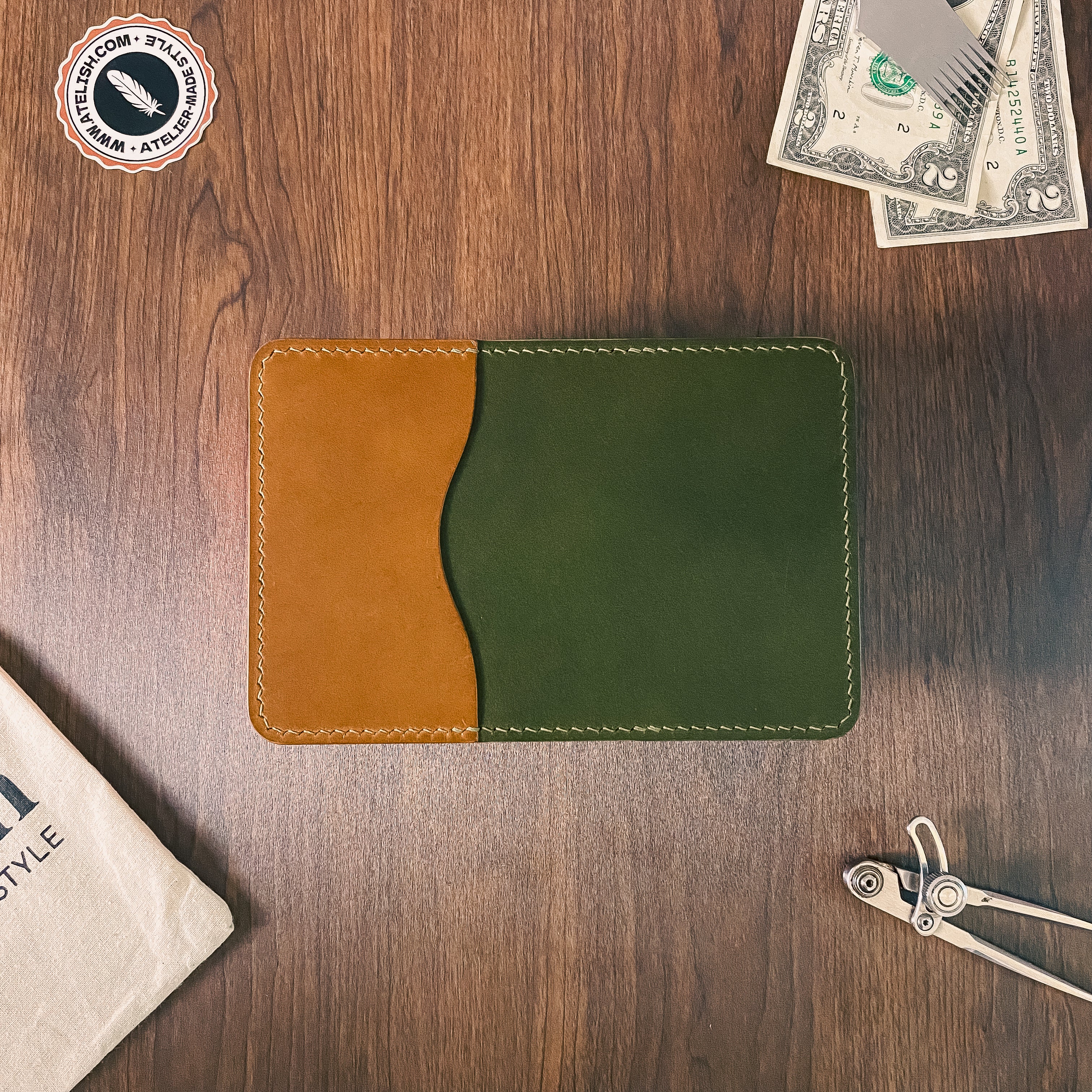 Atelish Buttero Two-Tone Slim Bifold Card Holder