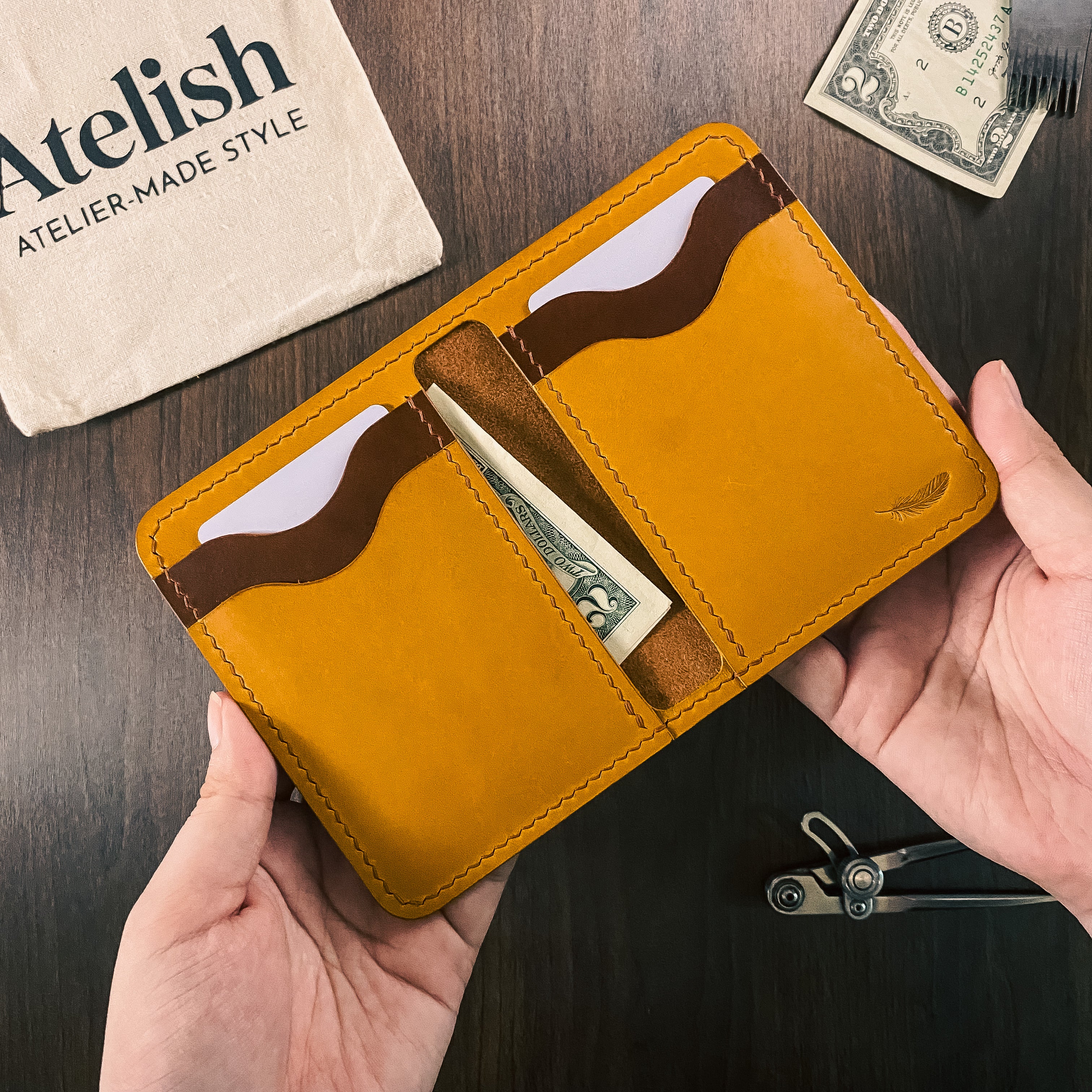 Atelish Buttero Leather Bifold Card Holder