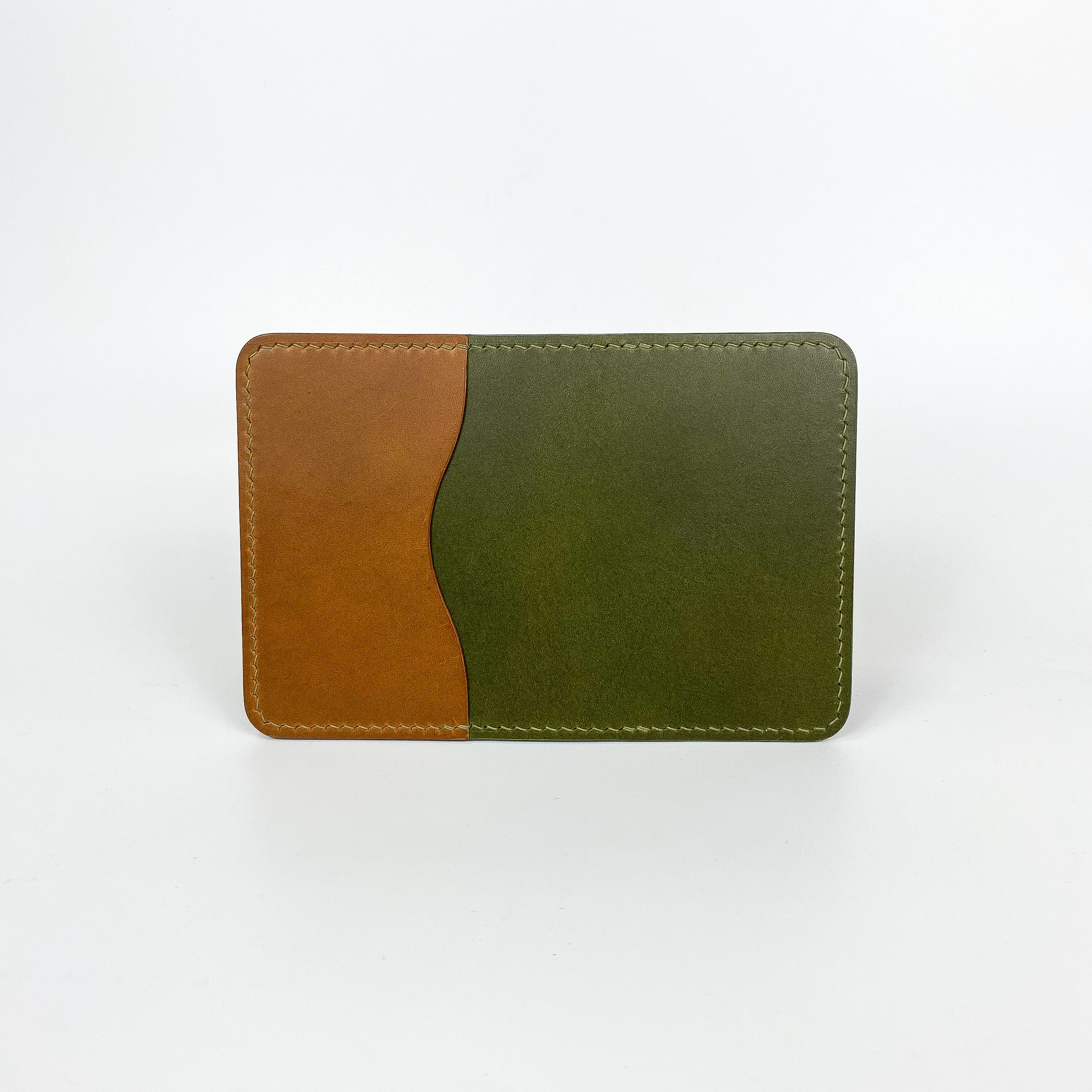 Atelish Buttero Two-Tone Slim Bifold Card Holder