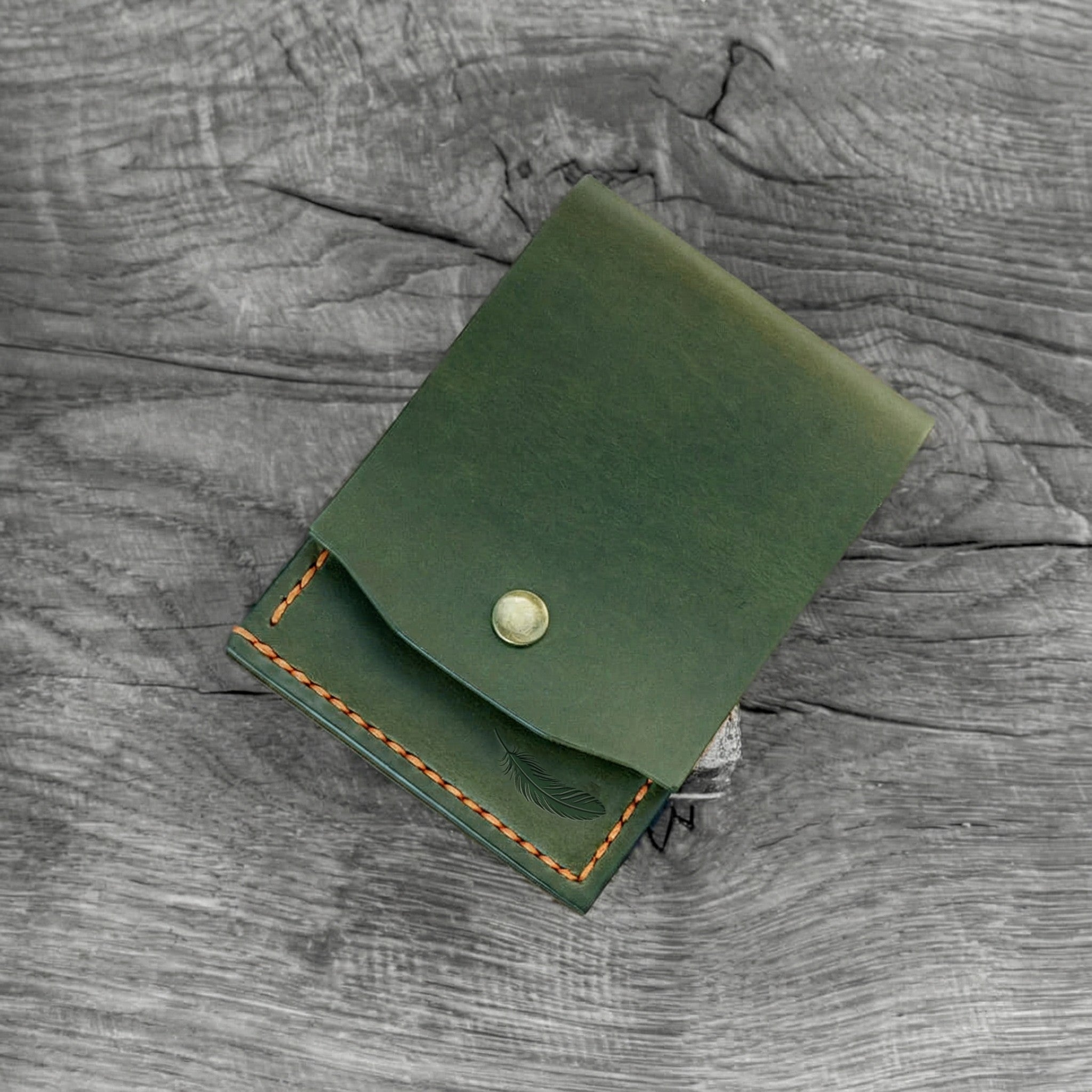 Minimalist Leather Card Holder – Slim Front Pocket Wallet