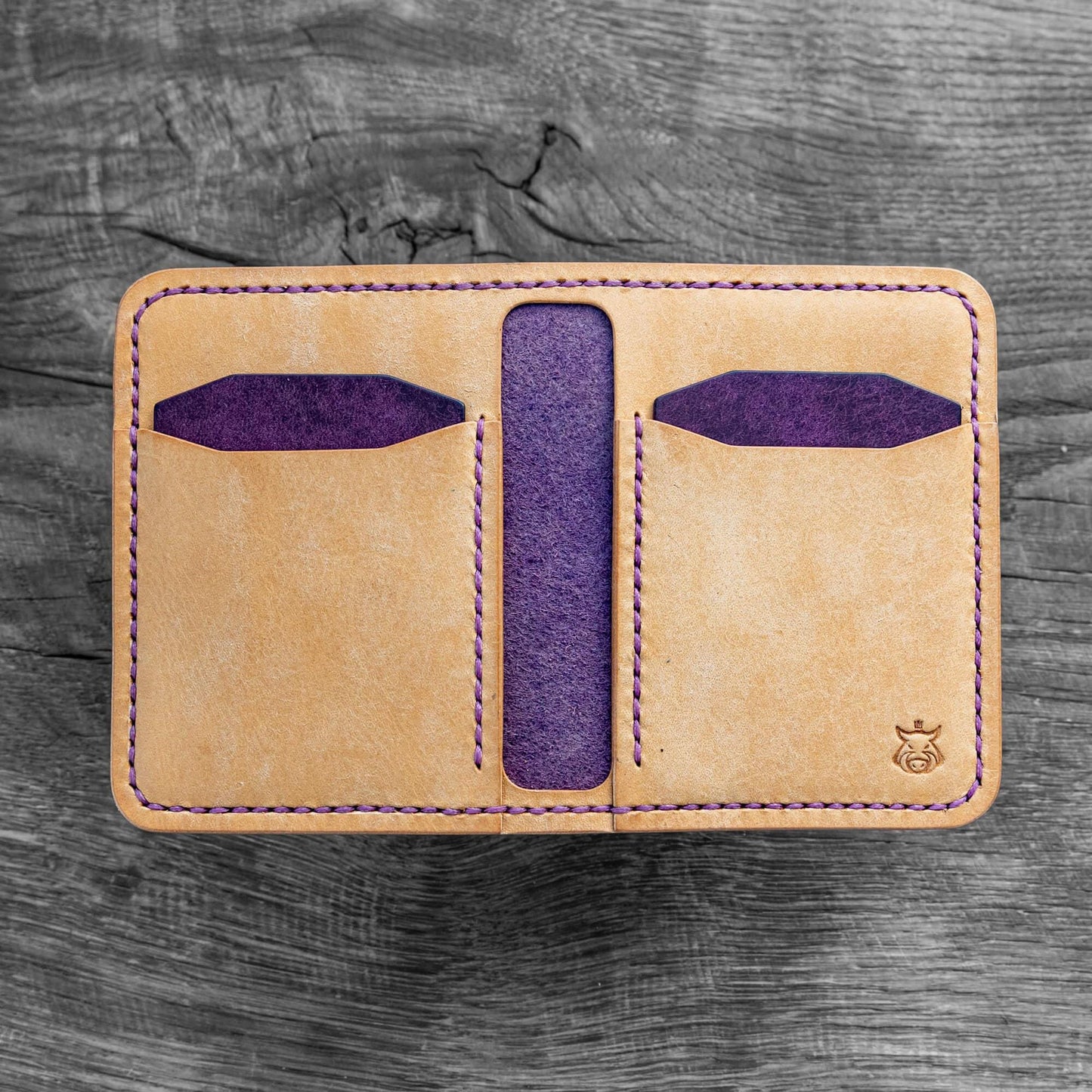 Minimalist Front‑Pocket Card Holder – Handmade Italian Veg‑Tanned Leather