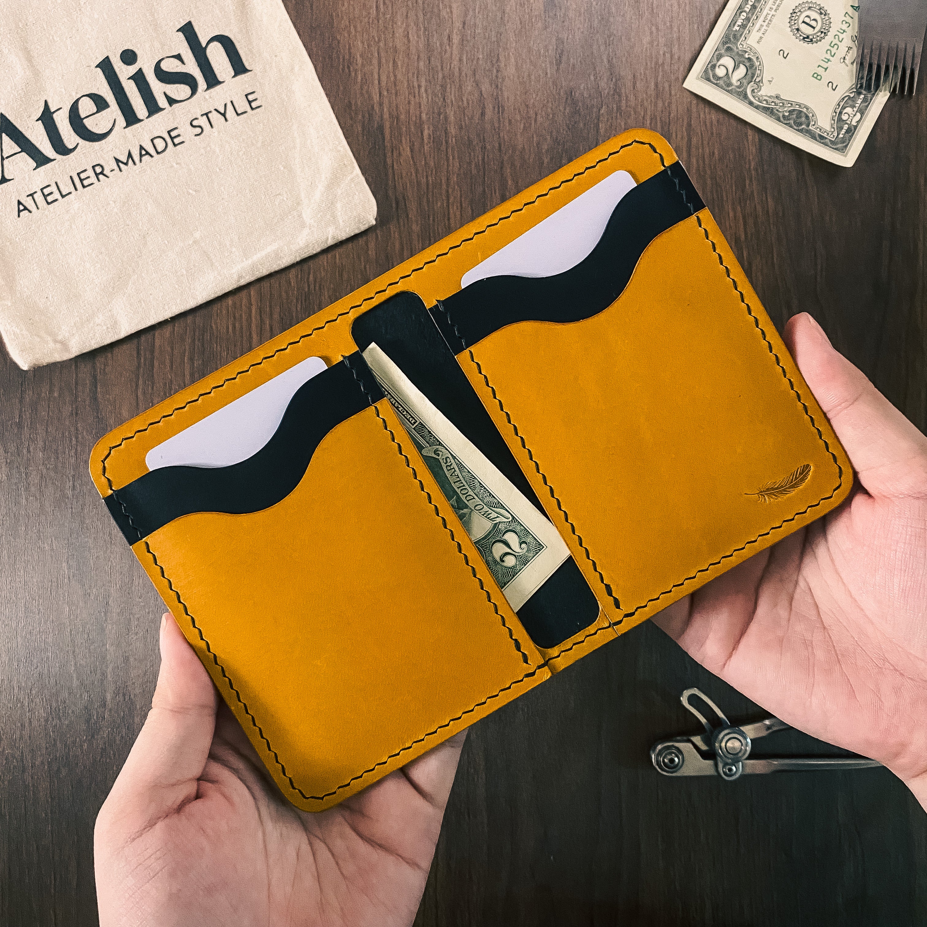 Atelish Buttero Leather Bifold Card Holder