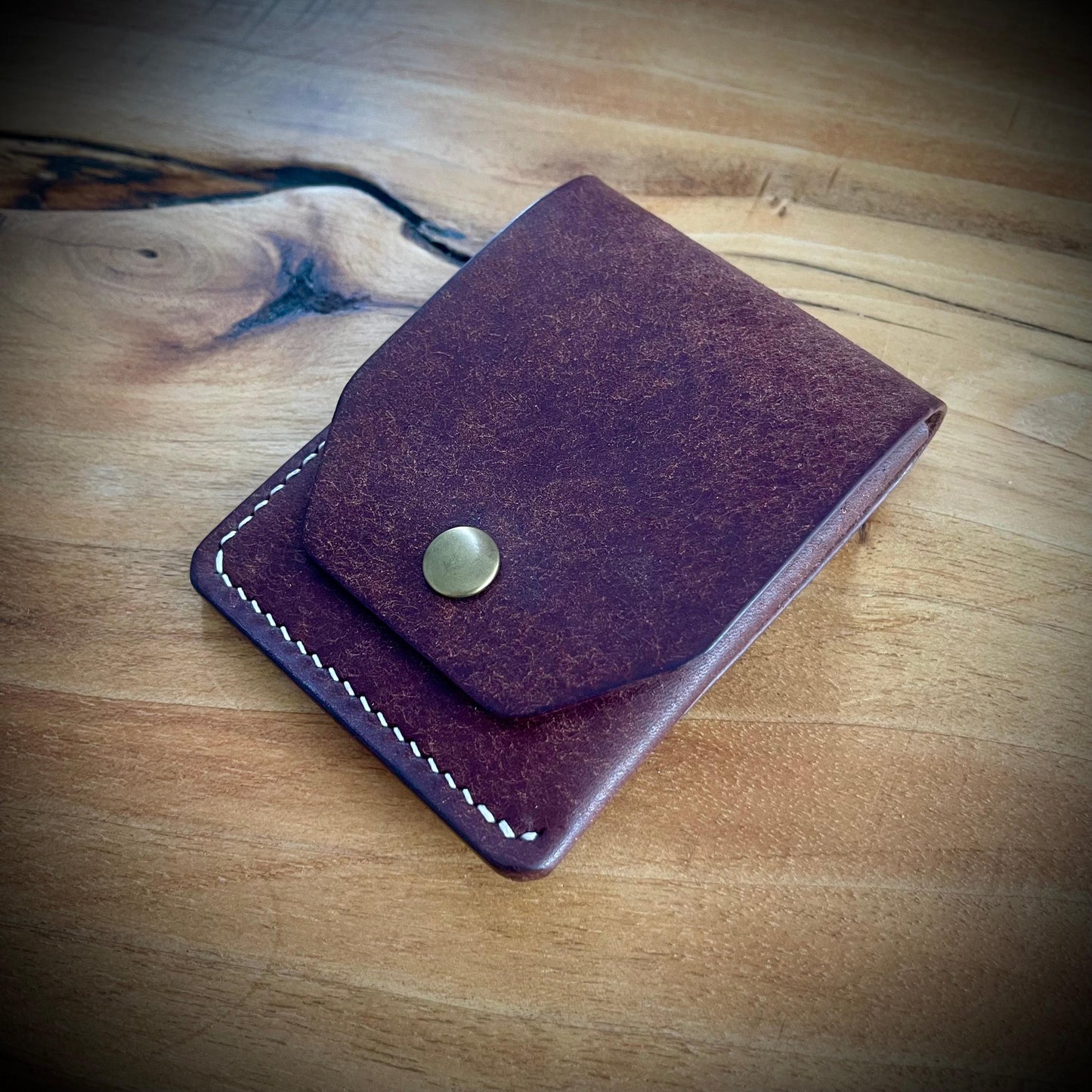 Hemsby Slim Wallet – Artisan-Crafted from Italian Pueblo Leather