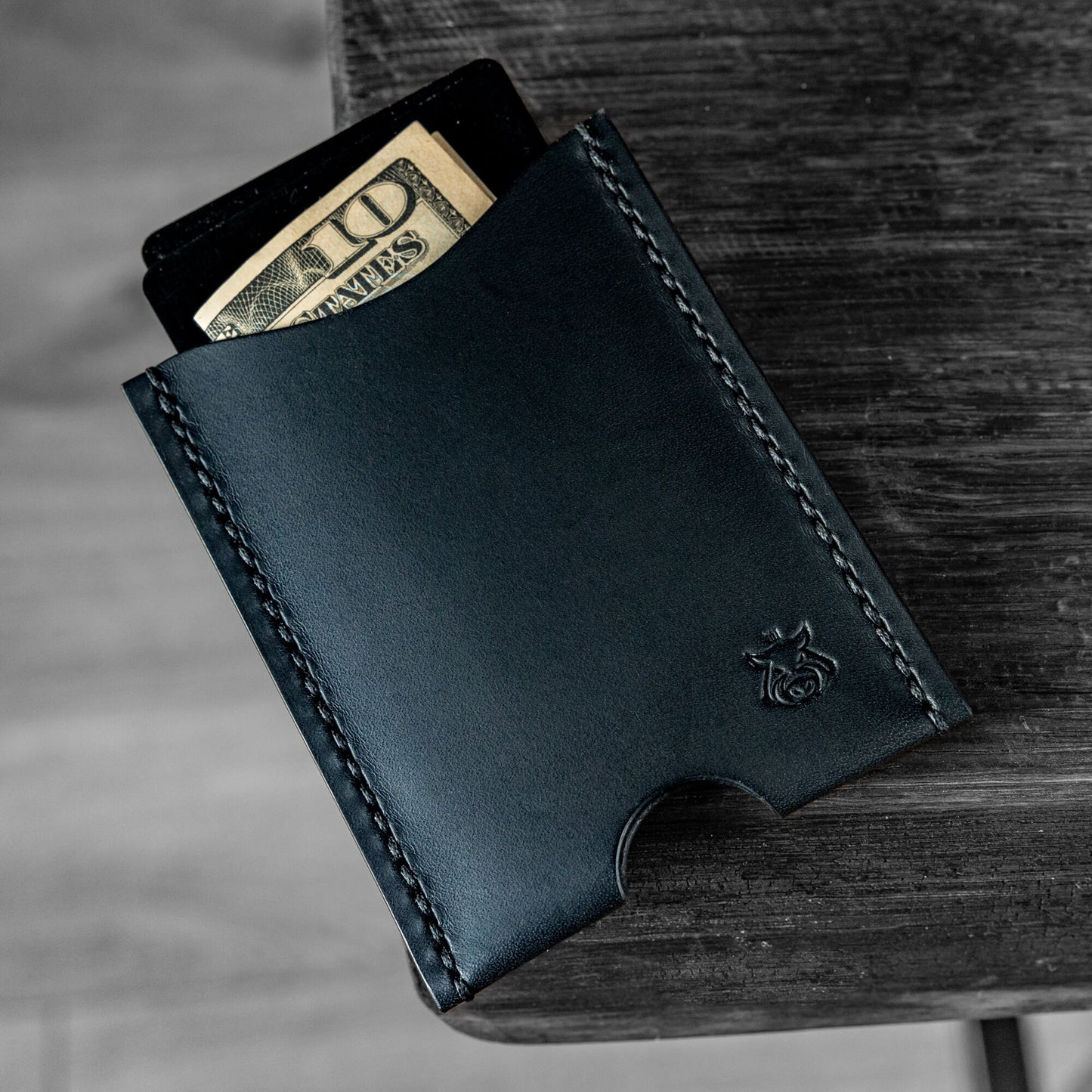 Handmade Cloak Leather Card Holder – Minimalist Slim Wallet in Full‑Grain Italian Leather