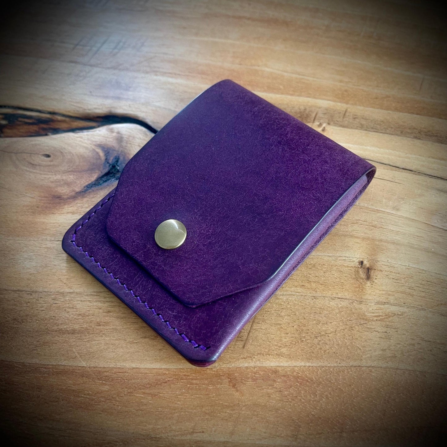 Hemsby Slim Wallet – Artisan-Crafted from Italian Pueblo Leather
