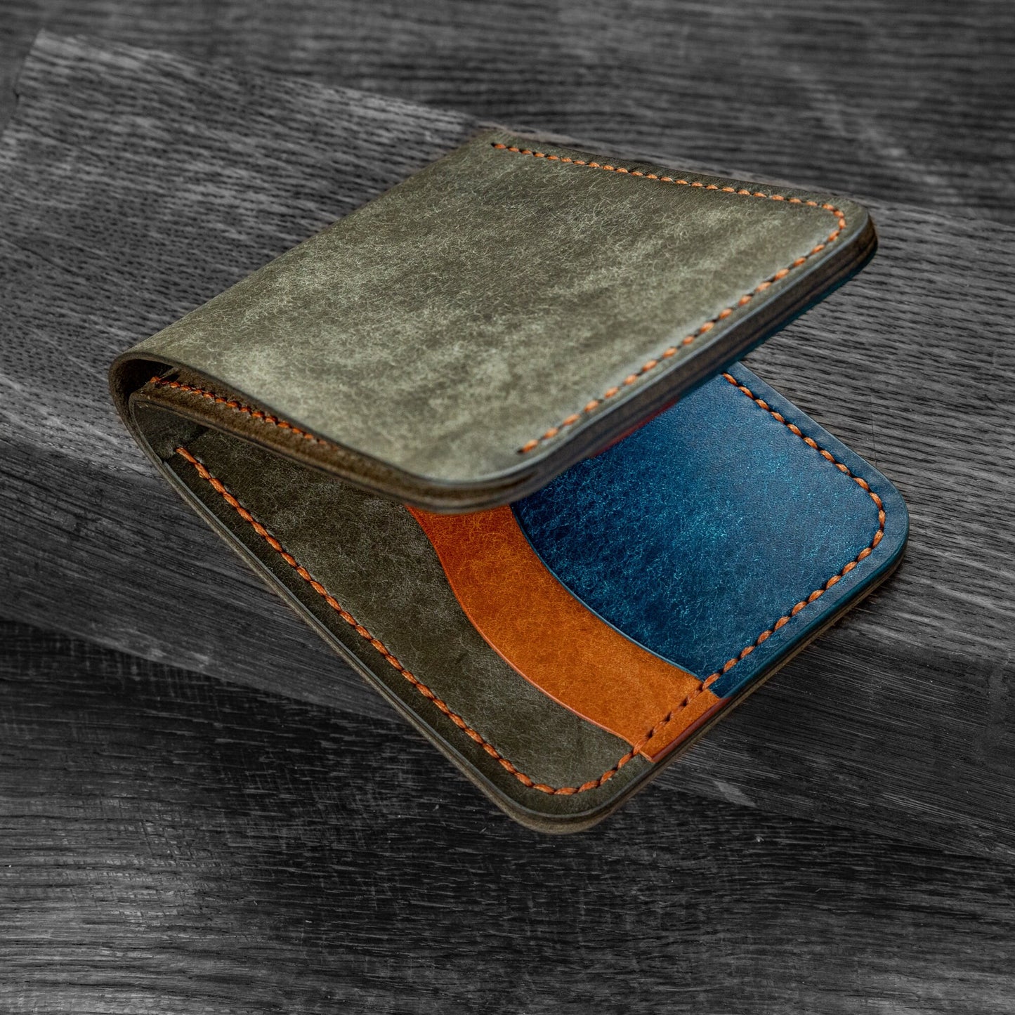 Stash Bifold Wallet – Handcrafted Full-Grain Leather