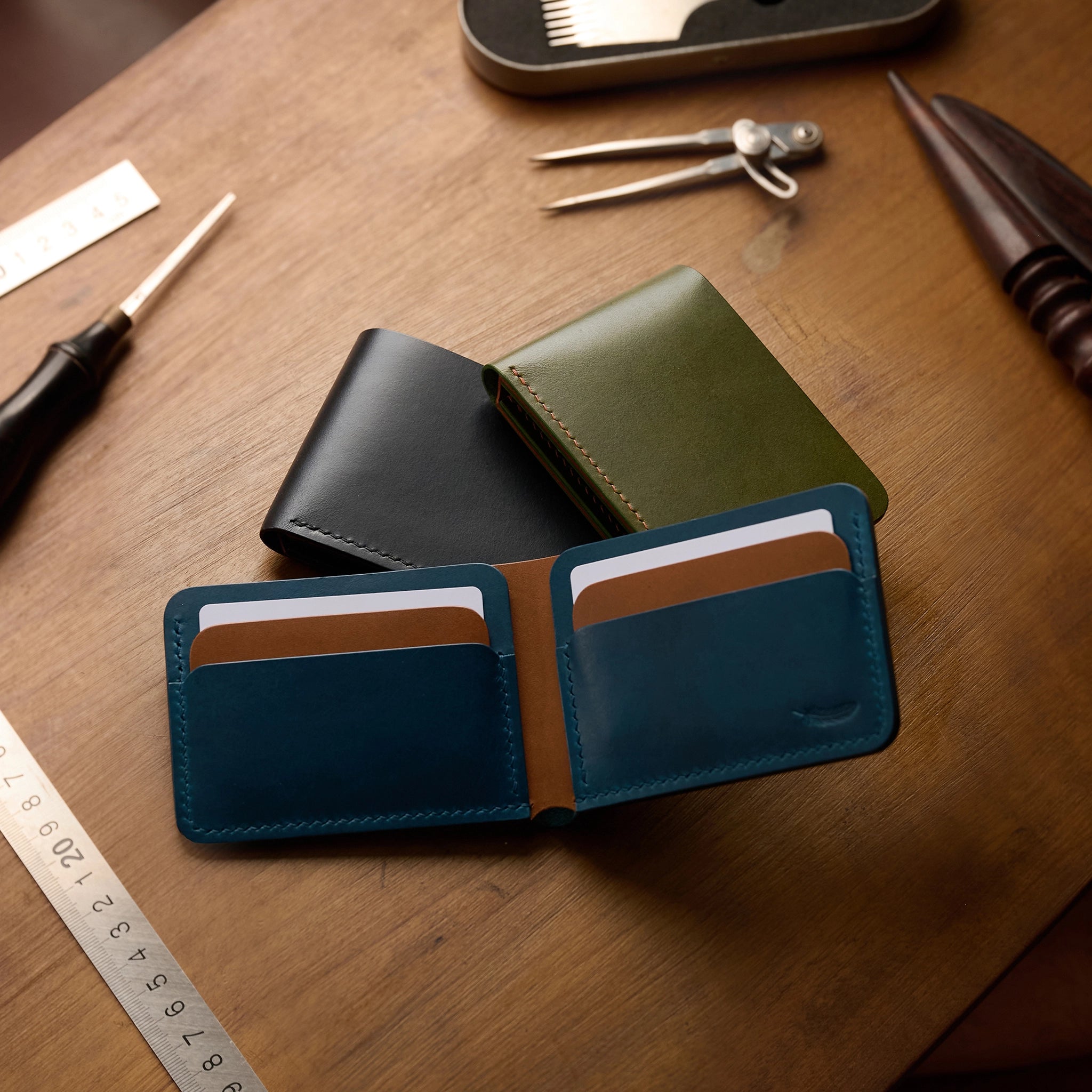 Custom Minimalist Bifold Wallet