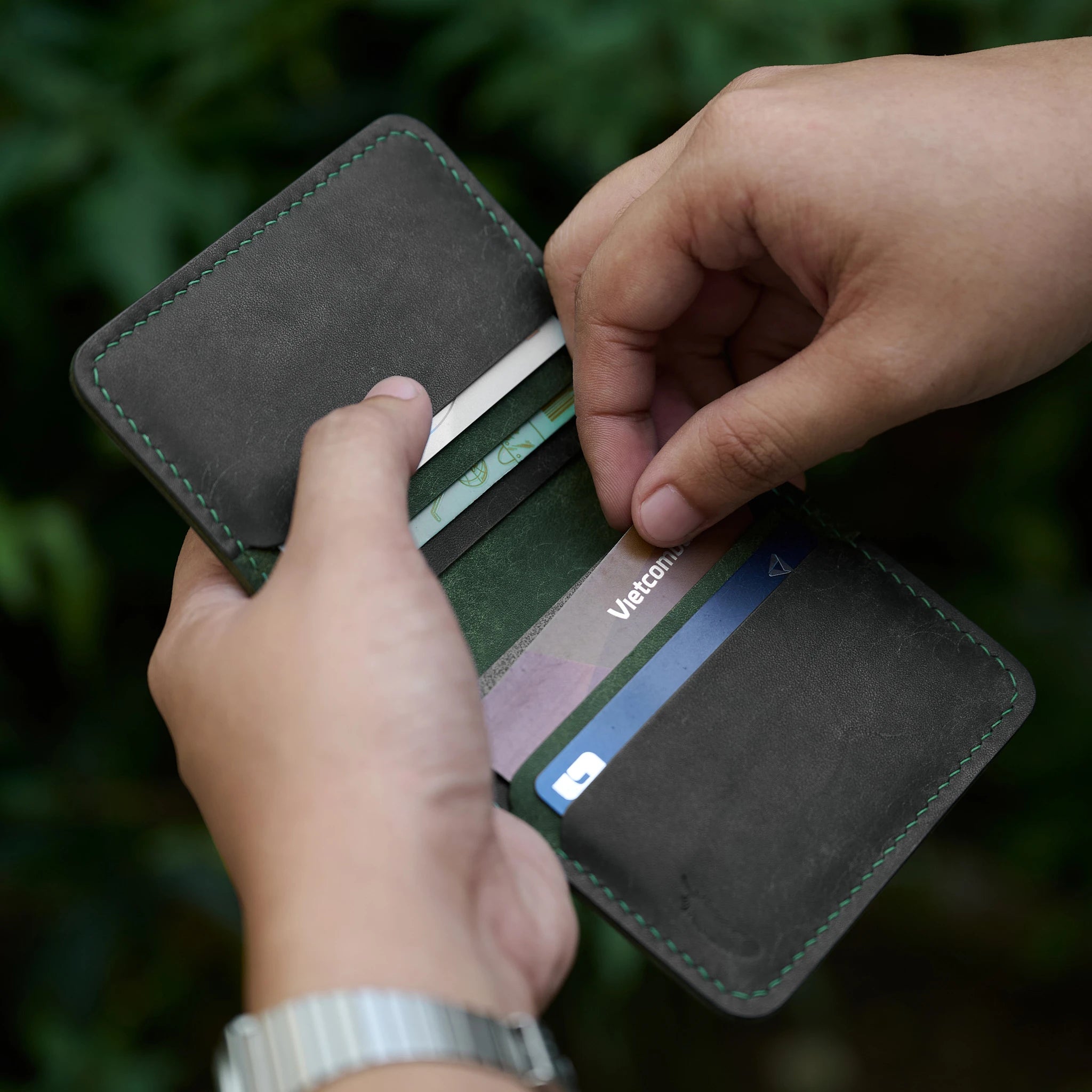Vertical Pueblo Leather Slim Bifold Wallet