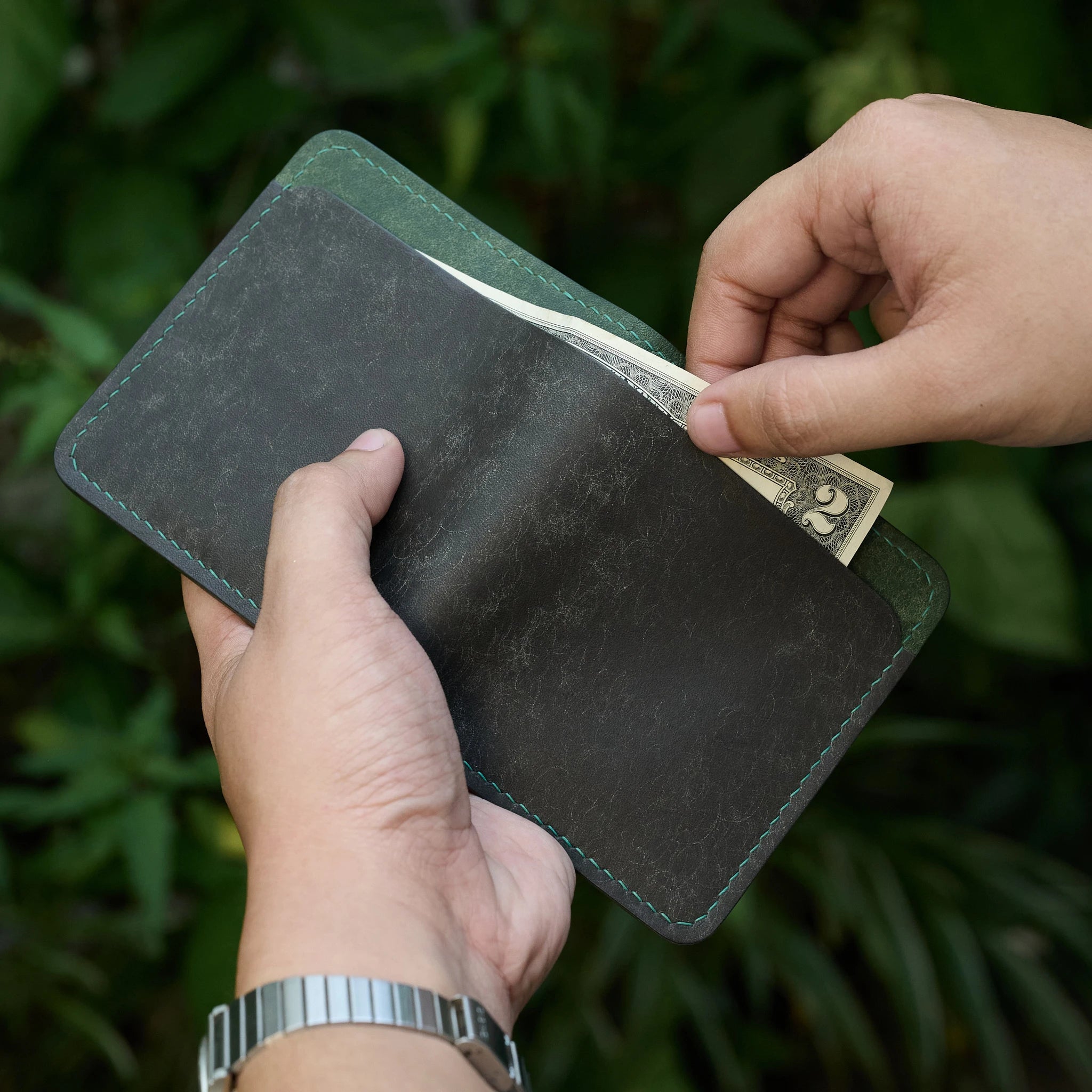 Vertical Pueblo Leather Slim Bifold Wallet