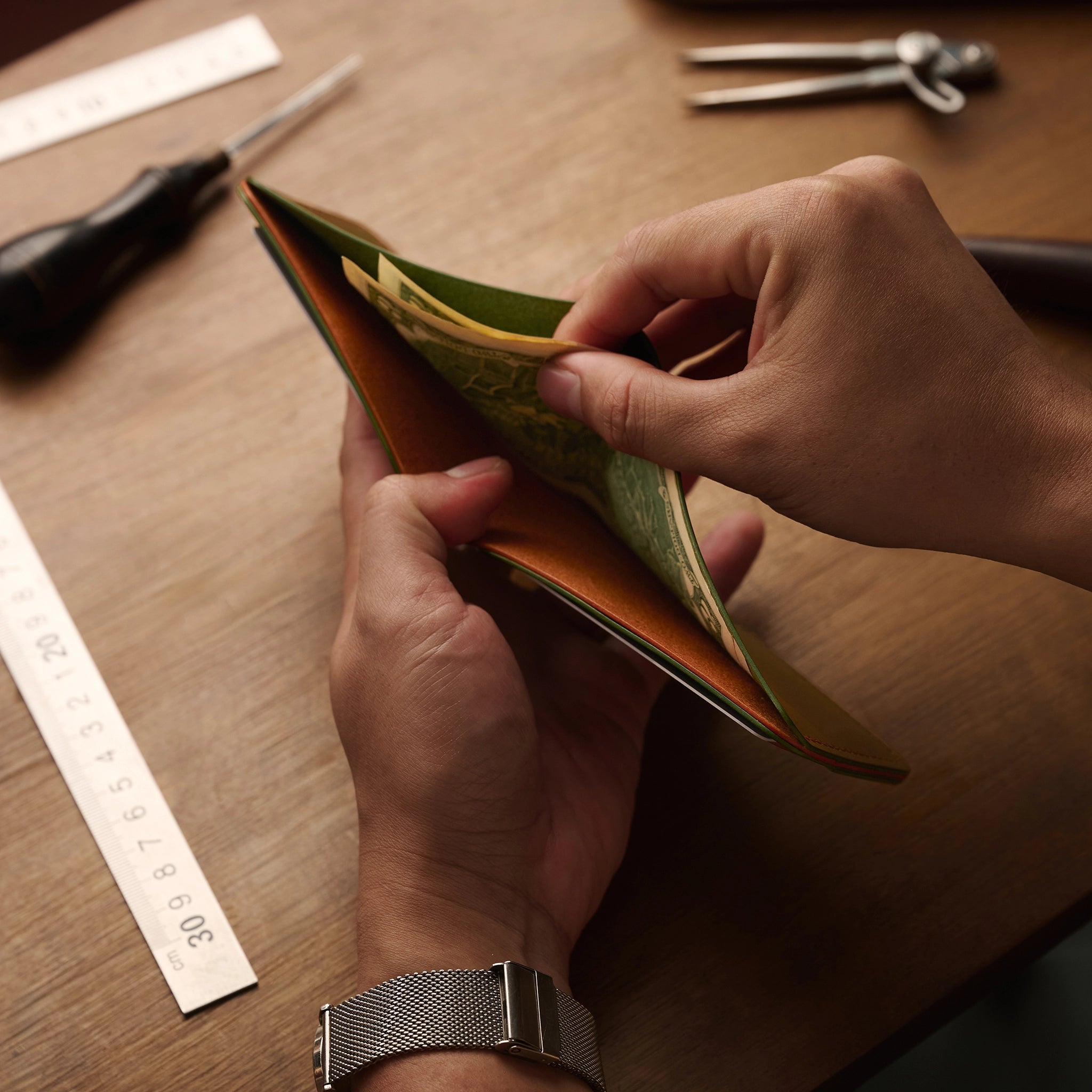 Minimalist Buttero Leather Bifold Wallet