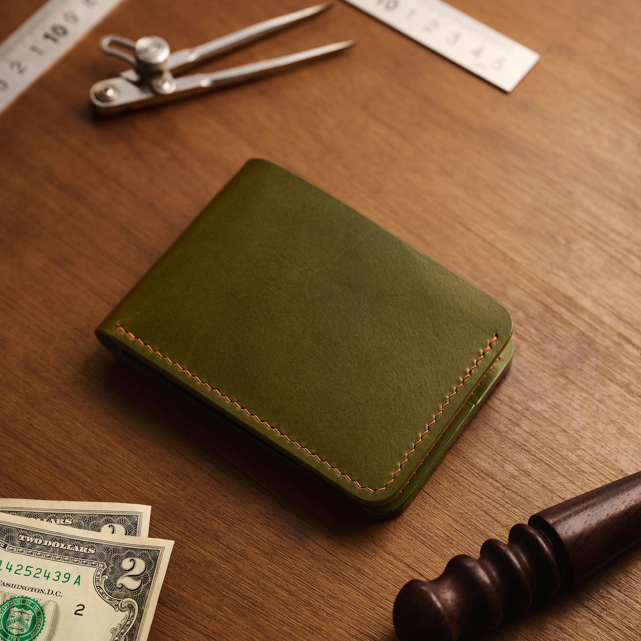 Minimalist Buttero Leather Bifold Wallet