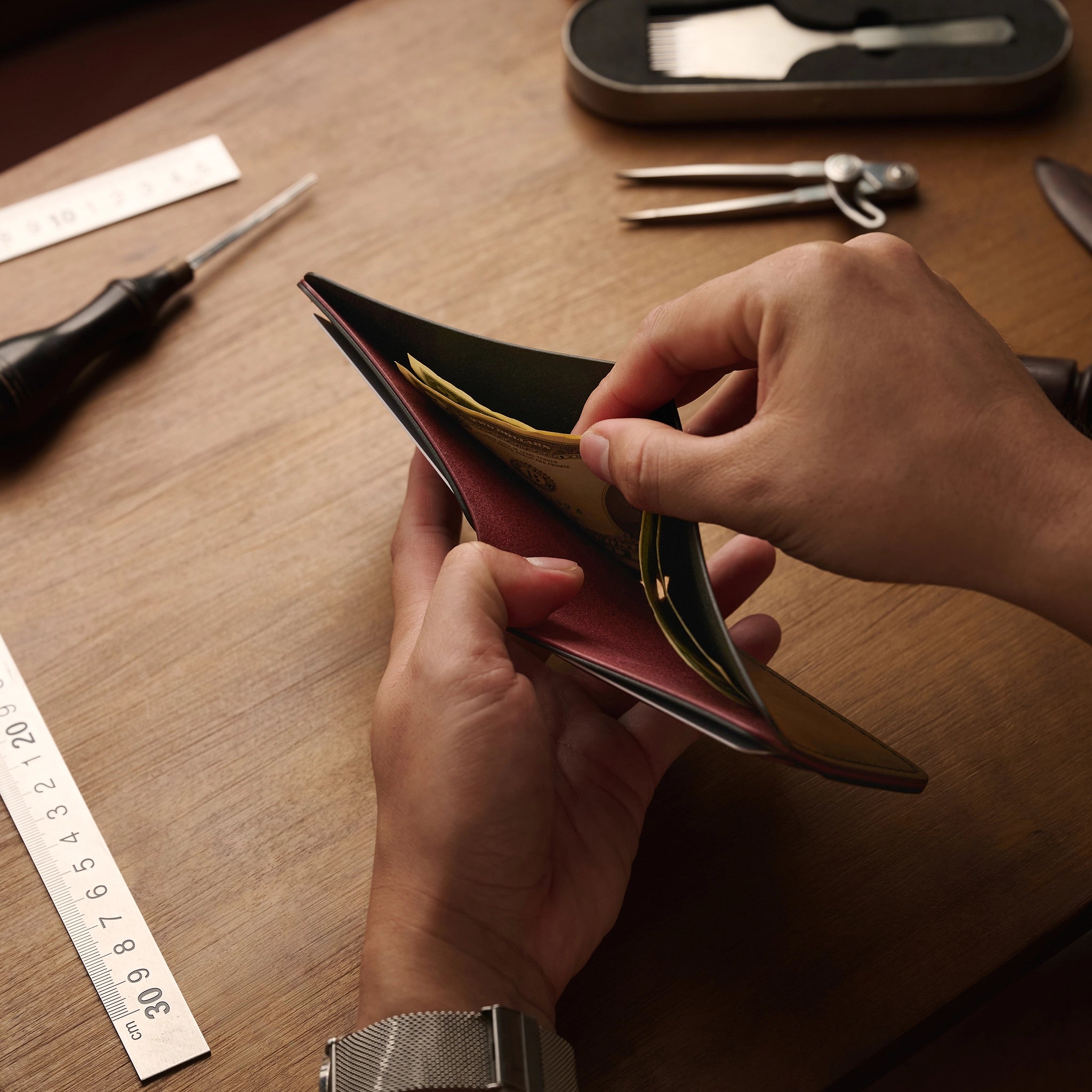 Minimalist Buttero Leather Bifold Wallet