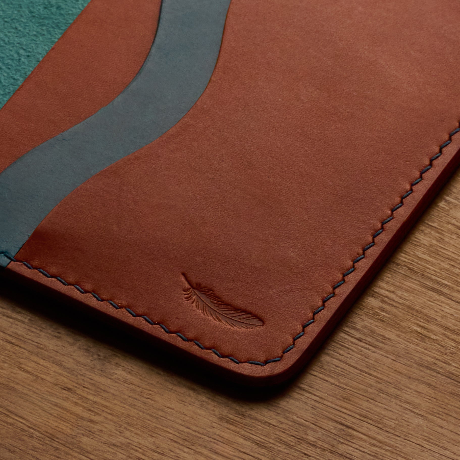 Atelish Vertical Buttero Leather Slim Bifold Wallet