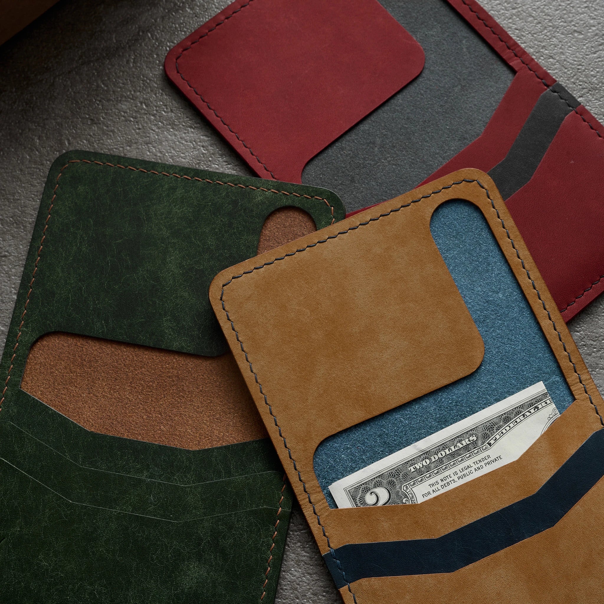 Pueblo Leather Vertical Bifold Card Holder Ver 1