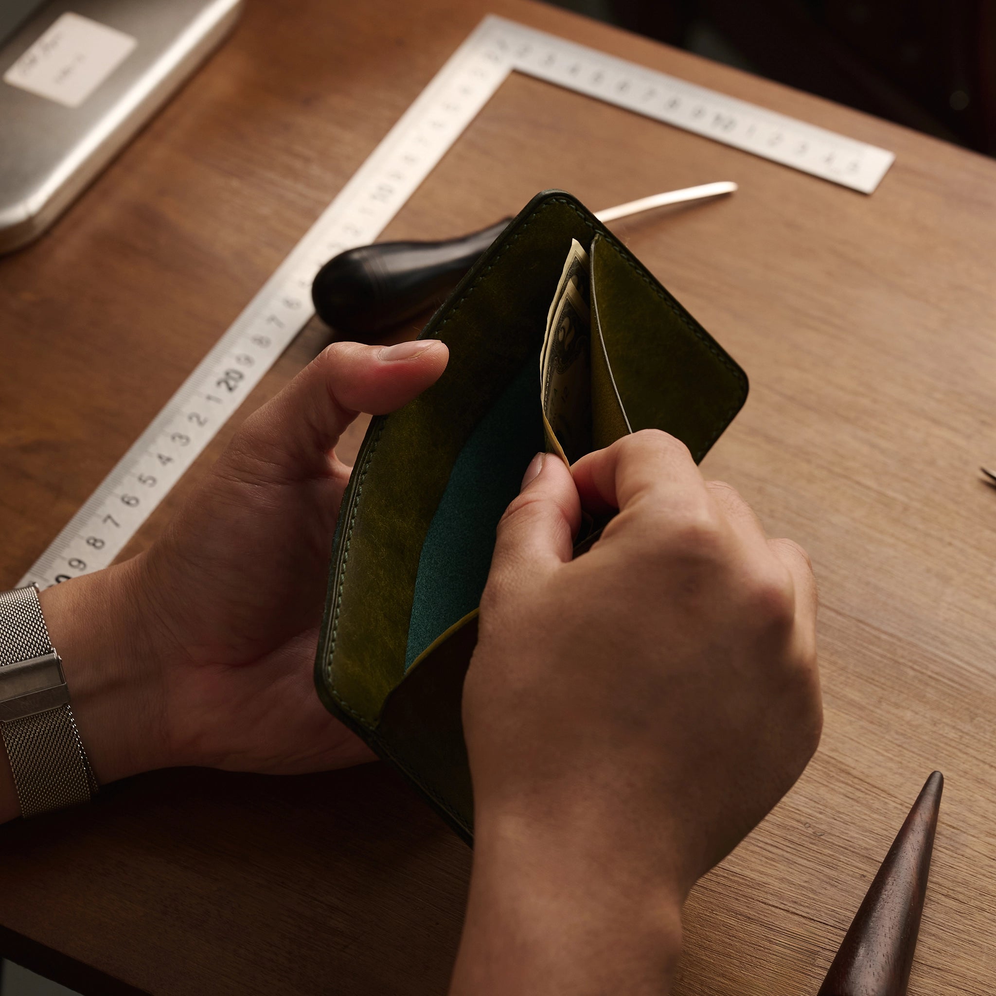 Vertical Pueblo Leather Slim Bifold Wallet Ver 2