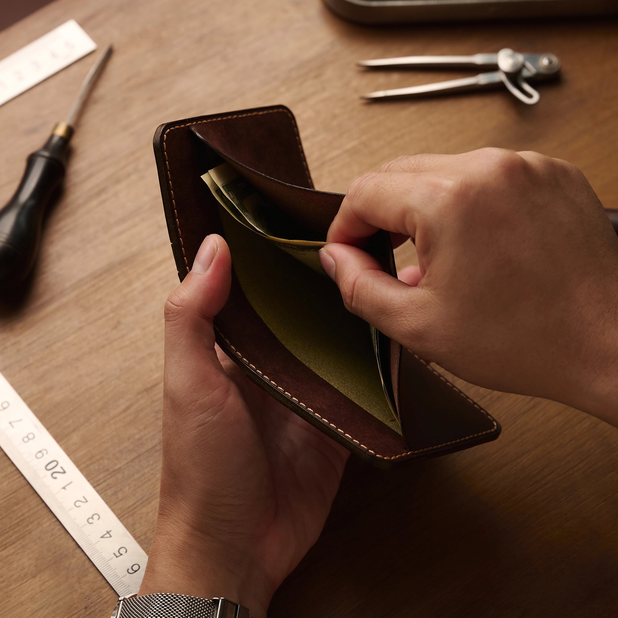 Vertical Pueblo Leather Slim Bifold Wallet Ver 2