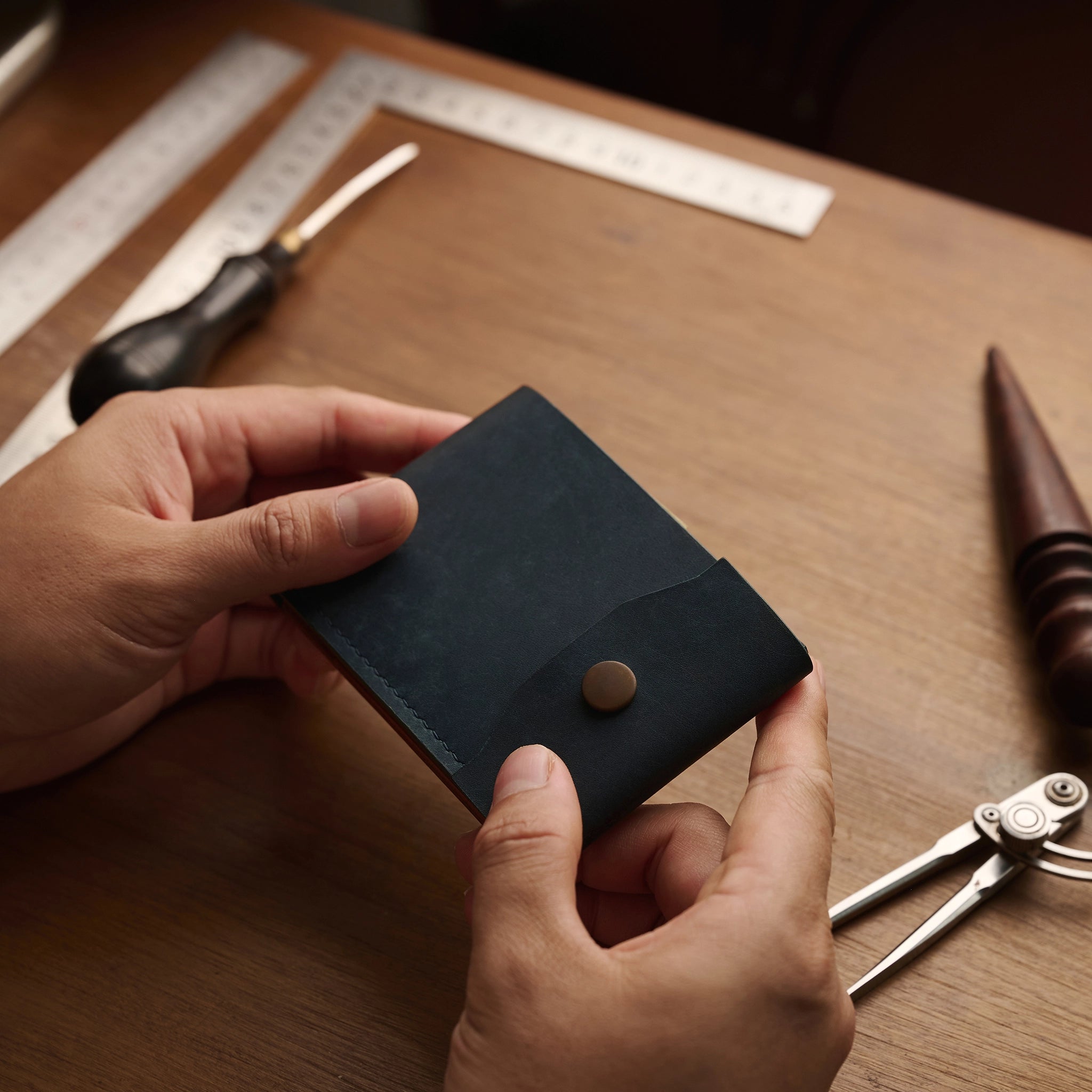 Pueblo Leather Minimal Snap Flap Wallet Ver 2