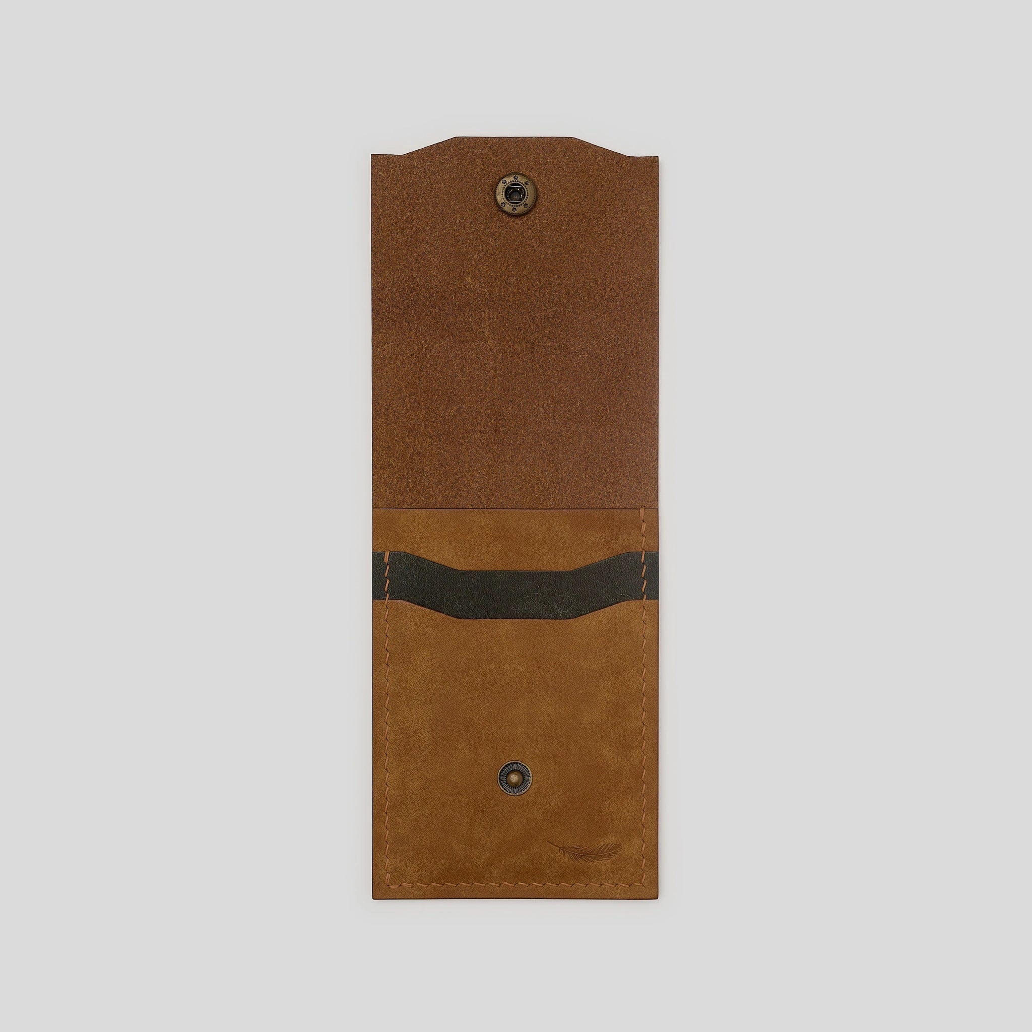 Pueblo Leather Minimal Snap Flap Wallet
