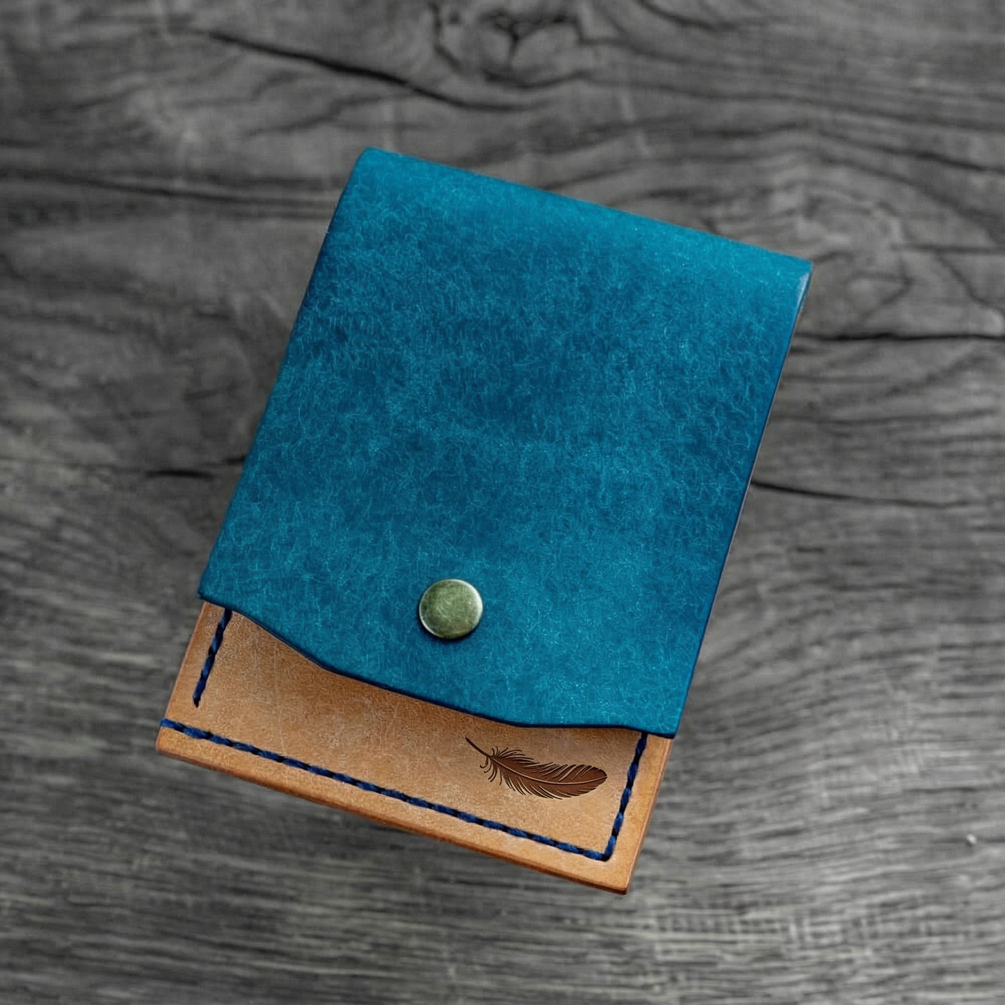 Minimalist Leather Card Holder – Slim Front Pocket Wallet