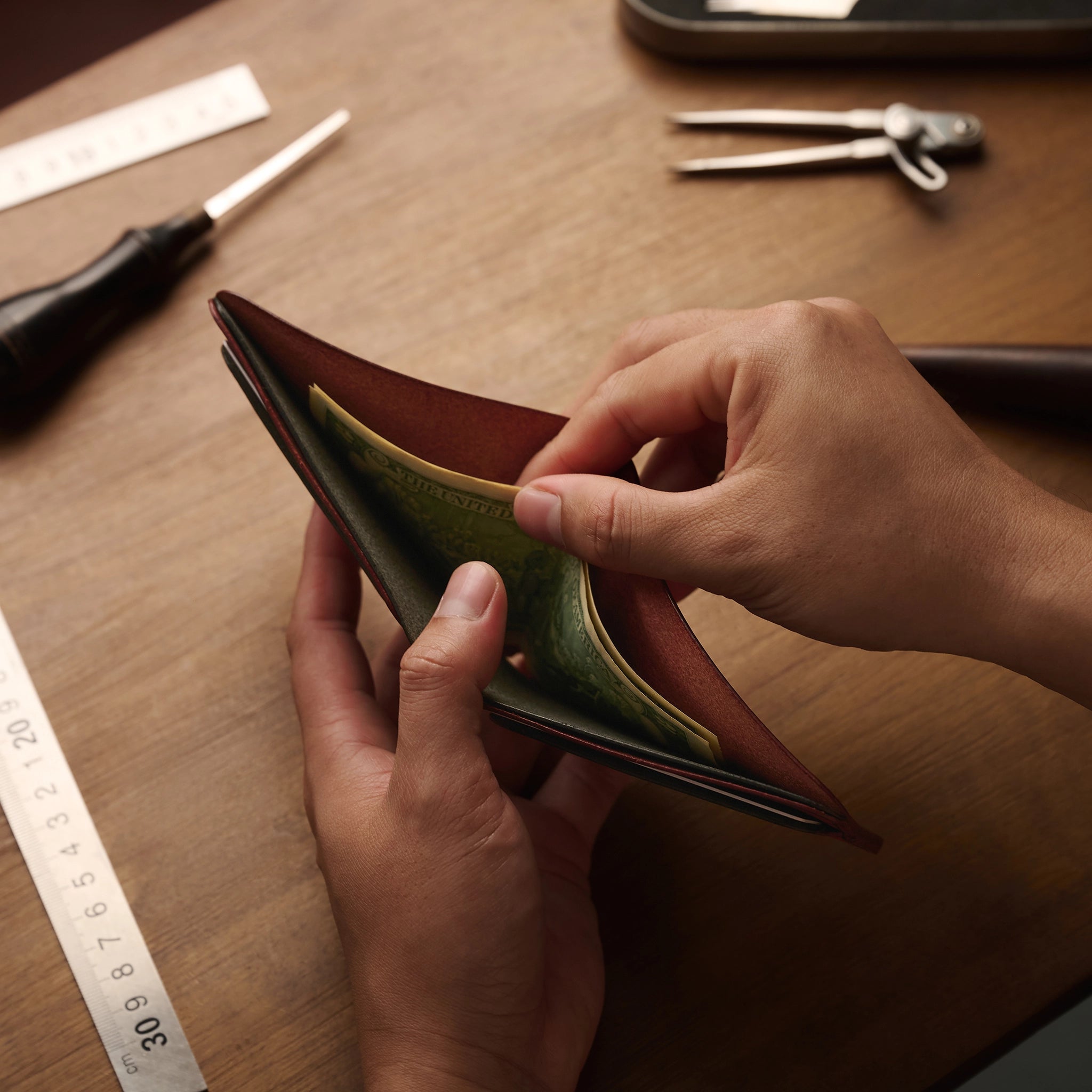 Minimalist Pueblo Leather Bifold Wallet Ver 2