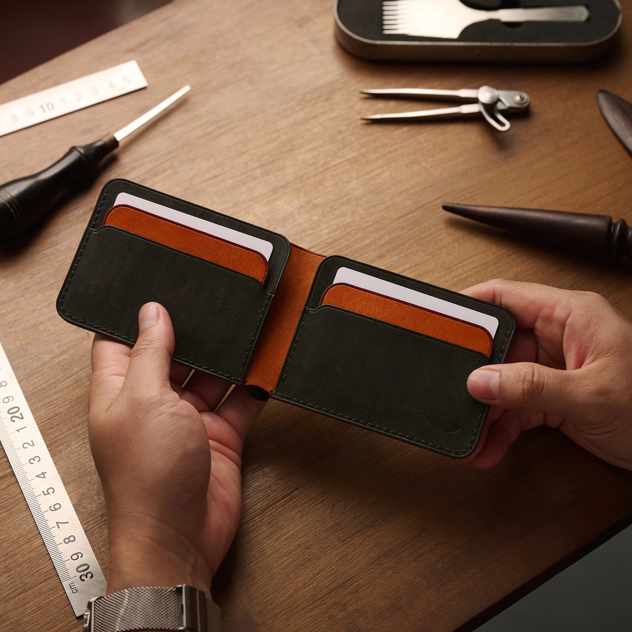 Minimalist Pueblo Leather Bifold Wallet Ver 2