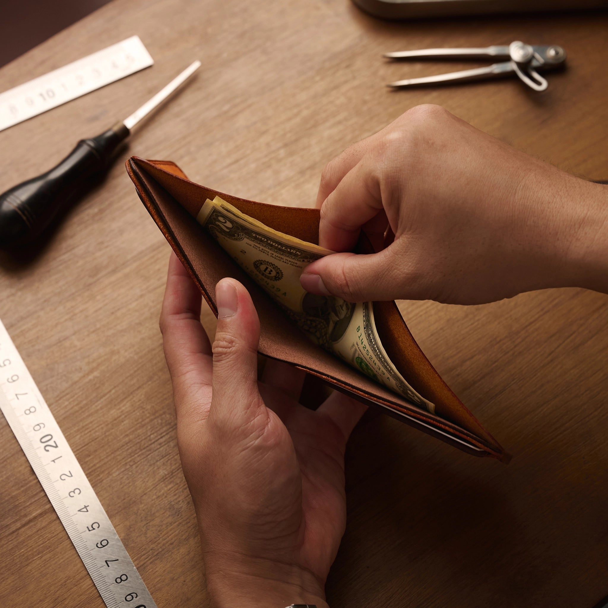 Minimalist Pueblo Leather Bifold Wallet Ver 2