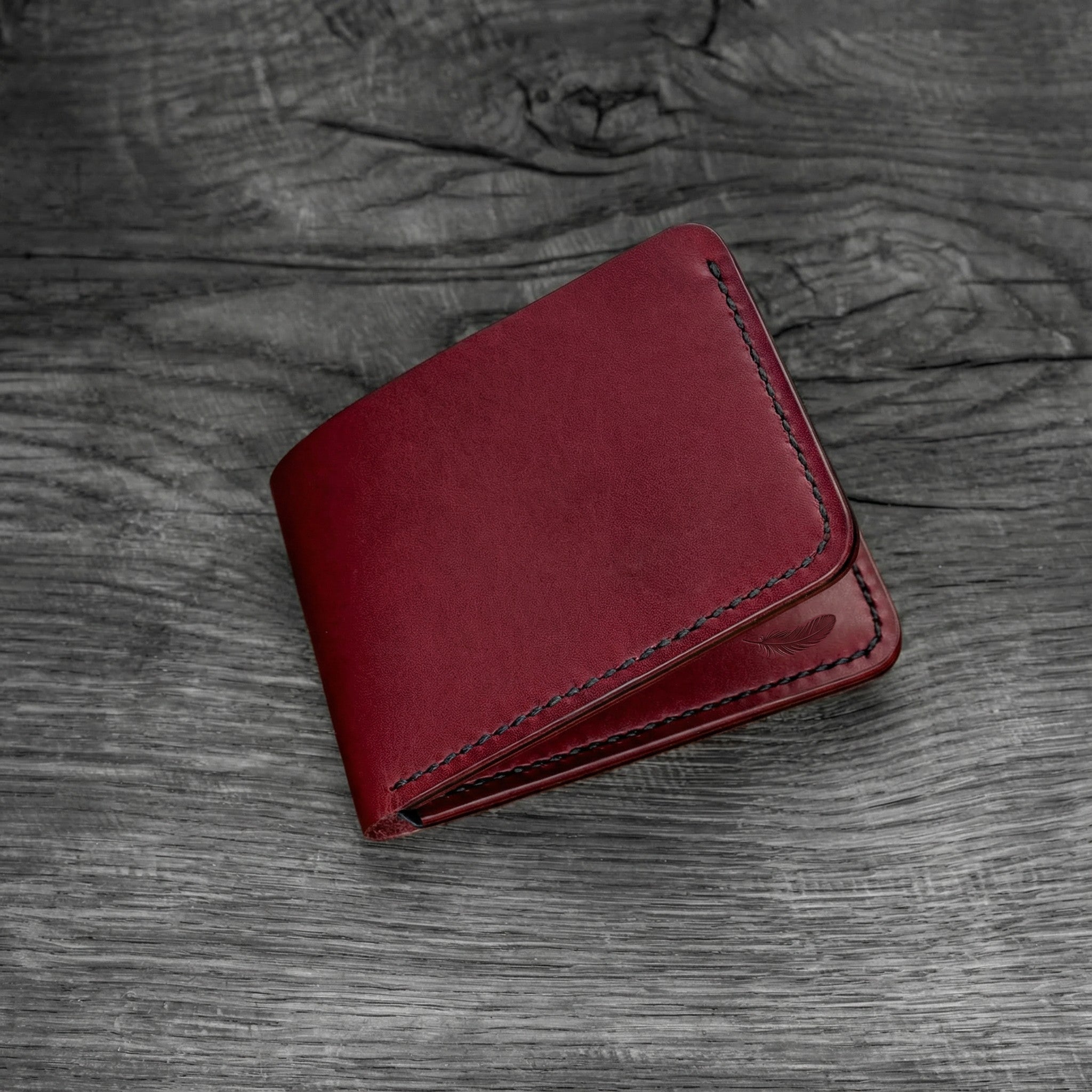 Minimalist Leather Bifold Wallet – Rift 2.1