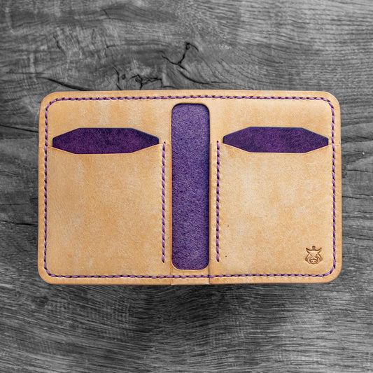 Minimalist Front‑Pocket Card Holder – Handmade Italian Veg‑Tanned Leather