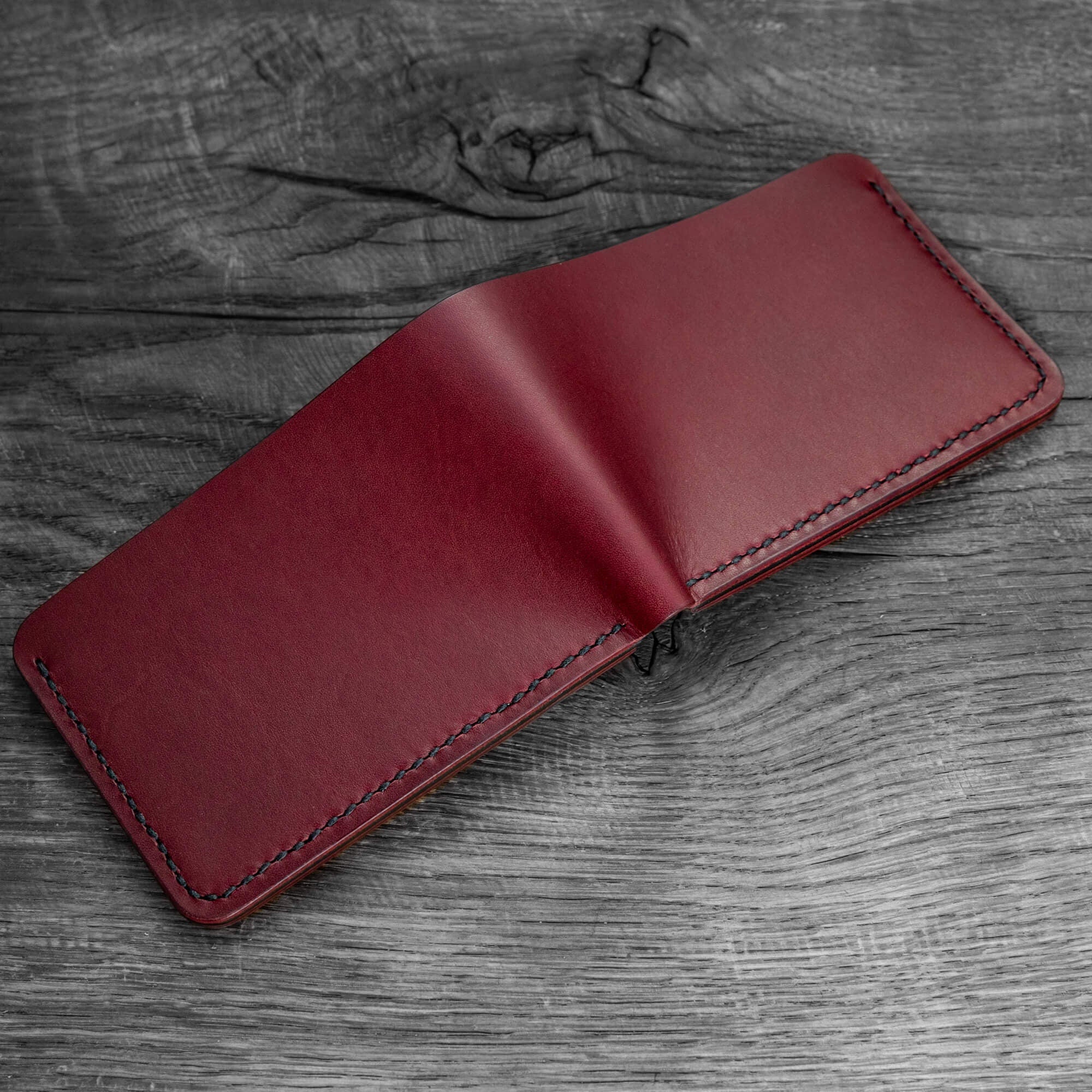 Minimalist Leather Bifold Wallet – Rift 2.1