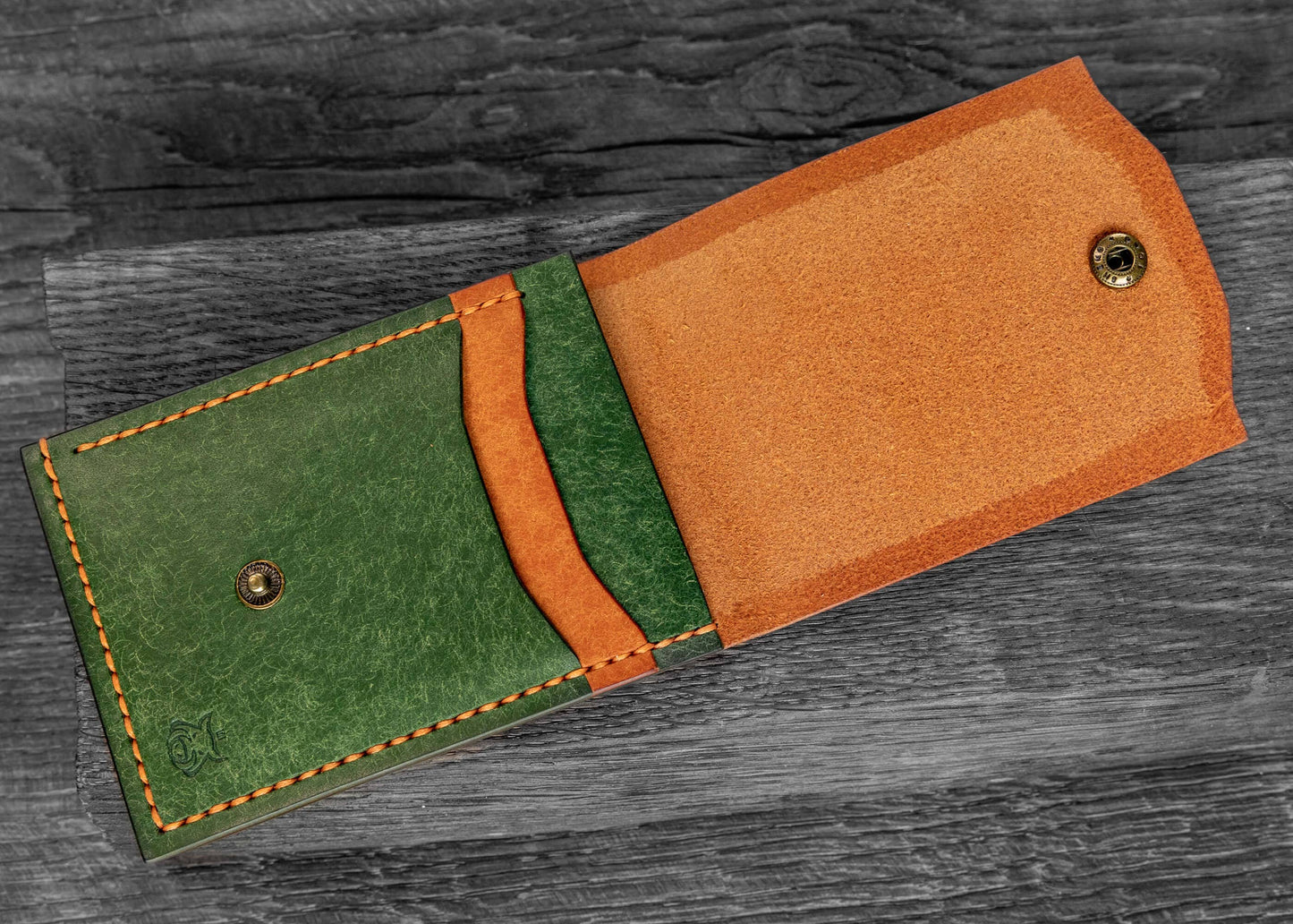 Minimalist Leather Card Holder – Slim Front Pocket Wallet