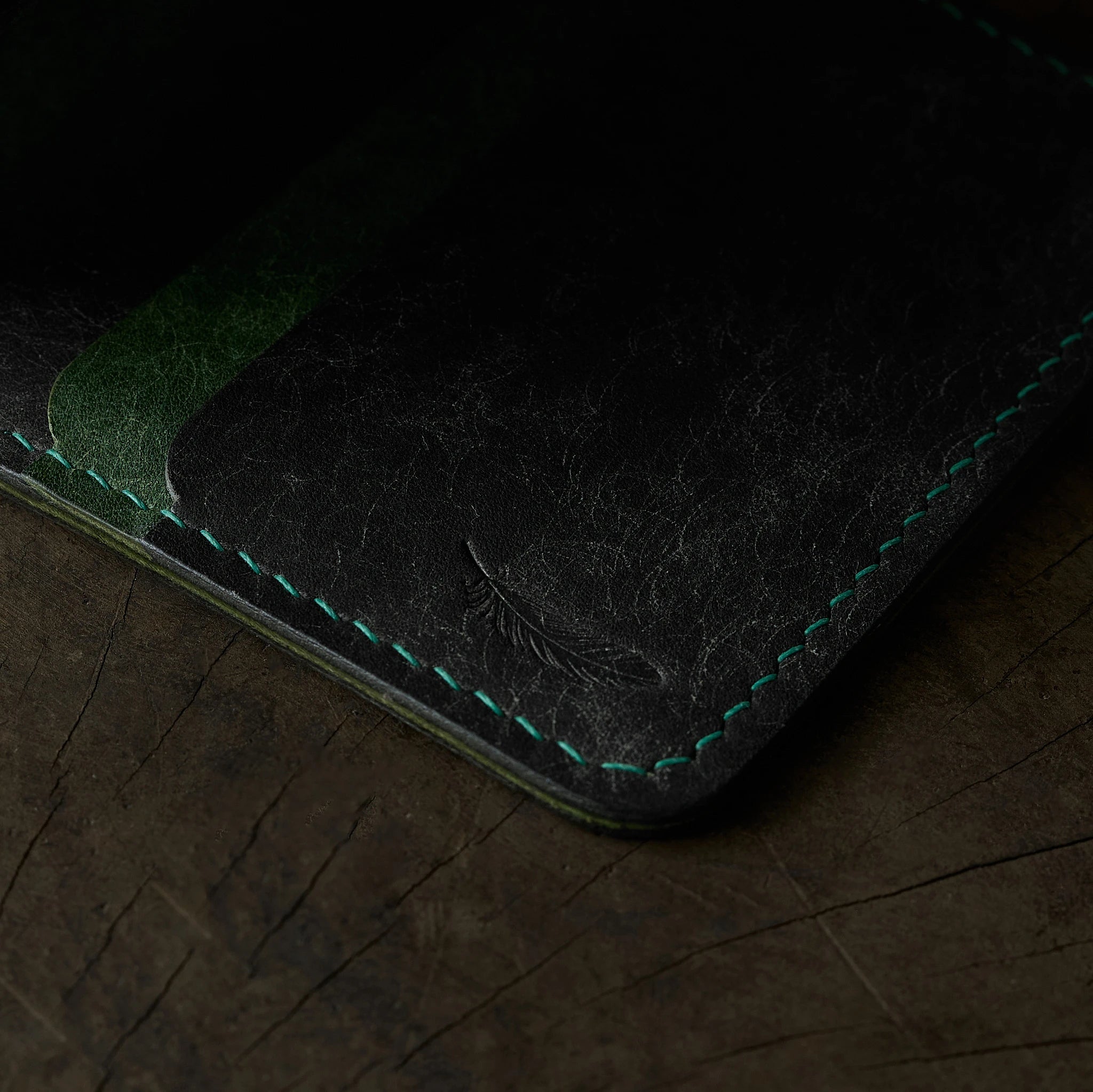 Vertical Pueblo Leather Slim Bifold Wallet