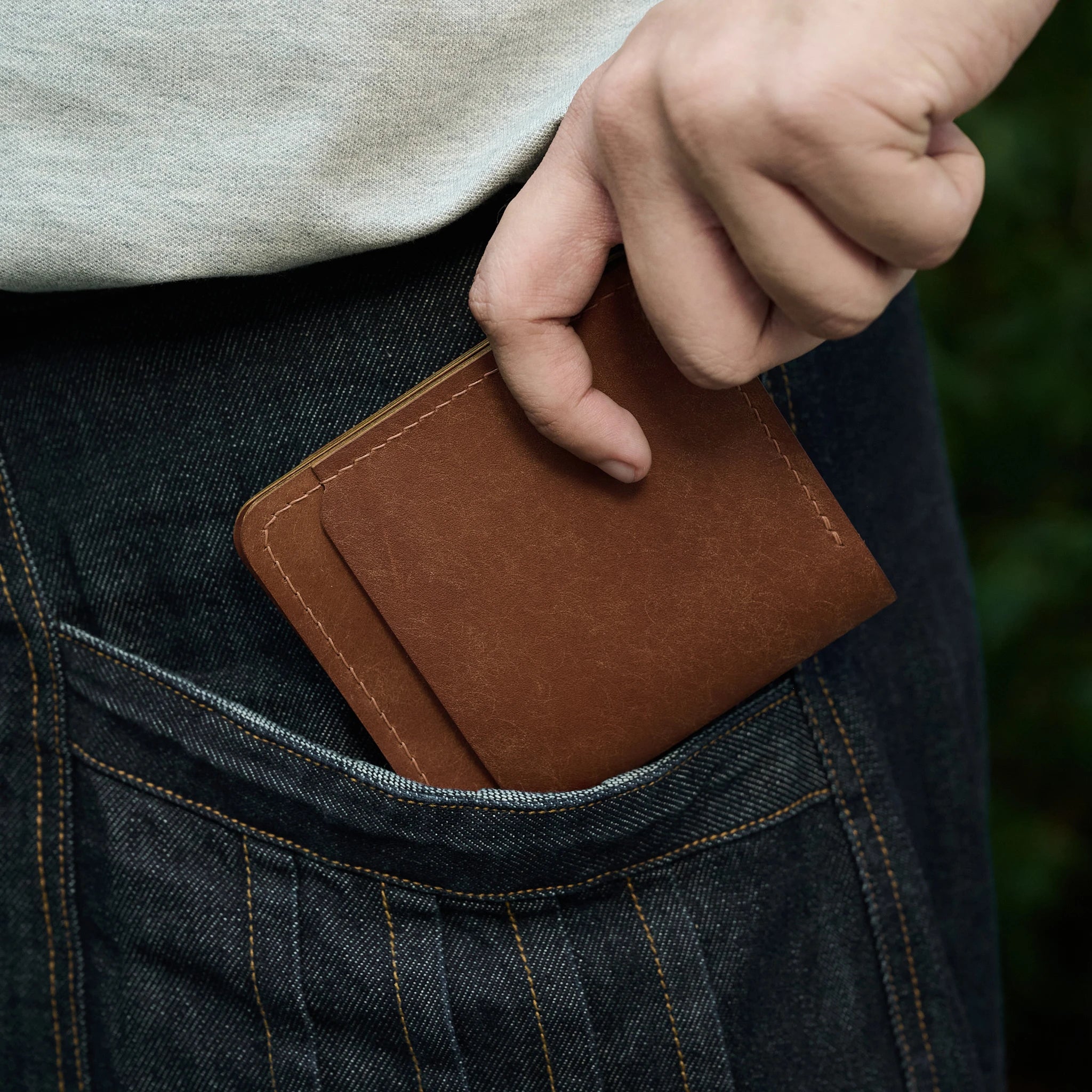Vertical Pueblo Leather Slim Bifold Wallet