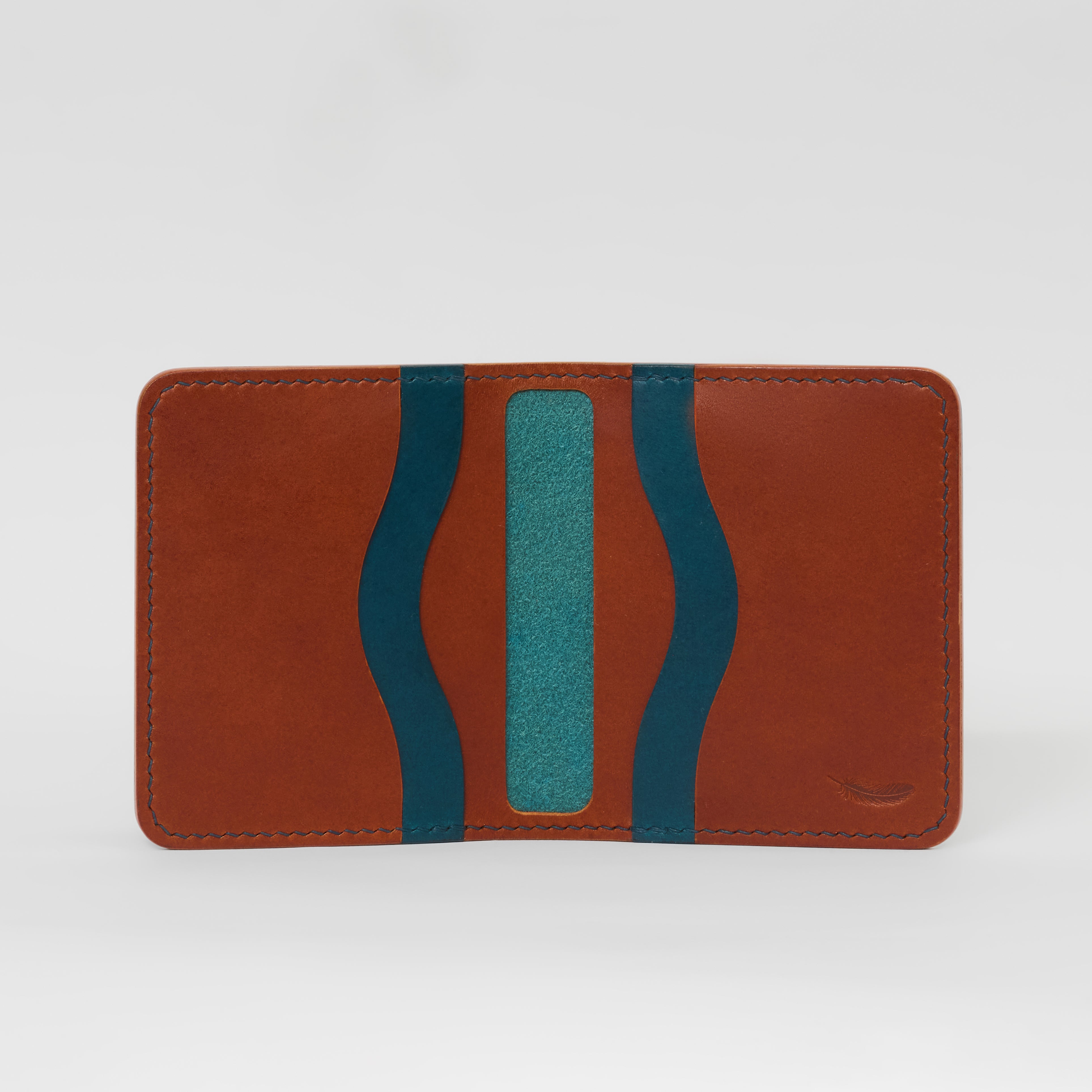 Atelish Vertical Buttero Leather Slim Bifold Wallet