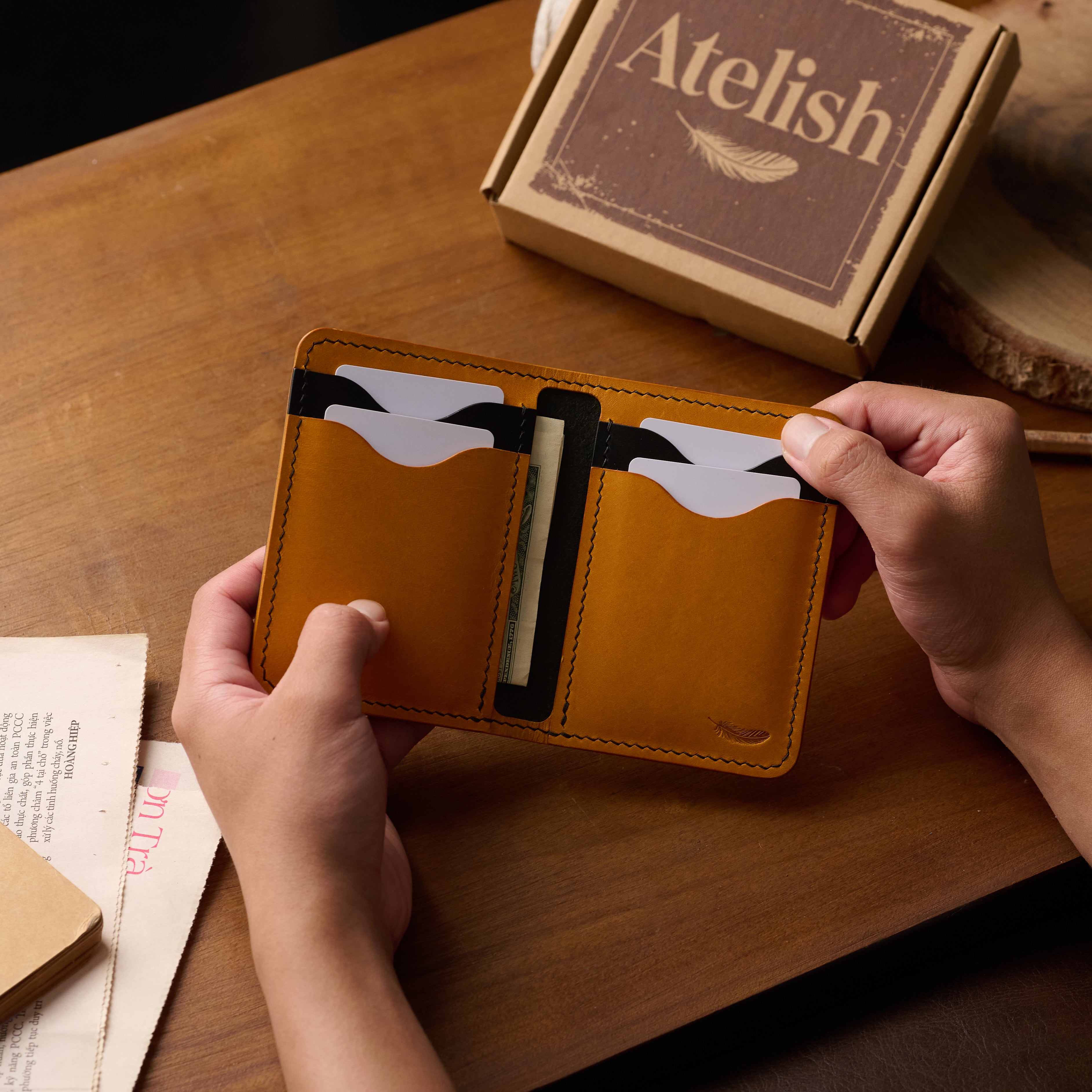 Atelish Buttero Leather Bifold Card Holder