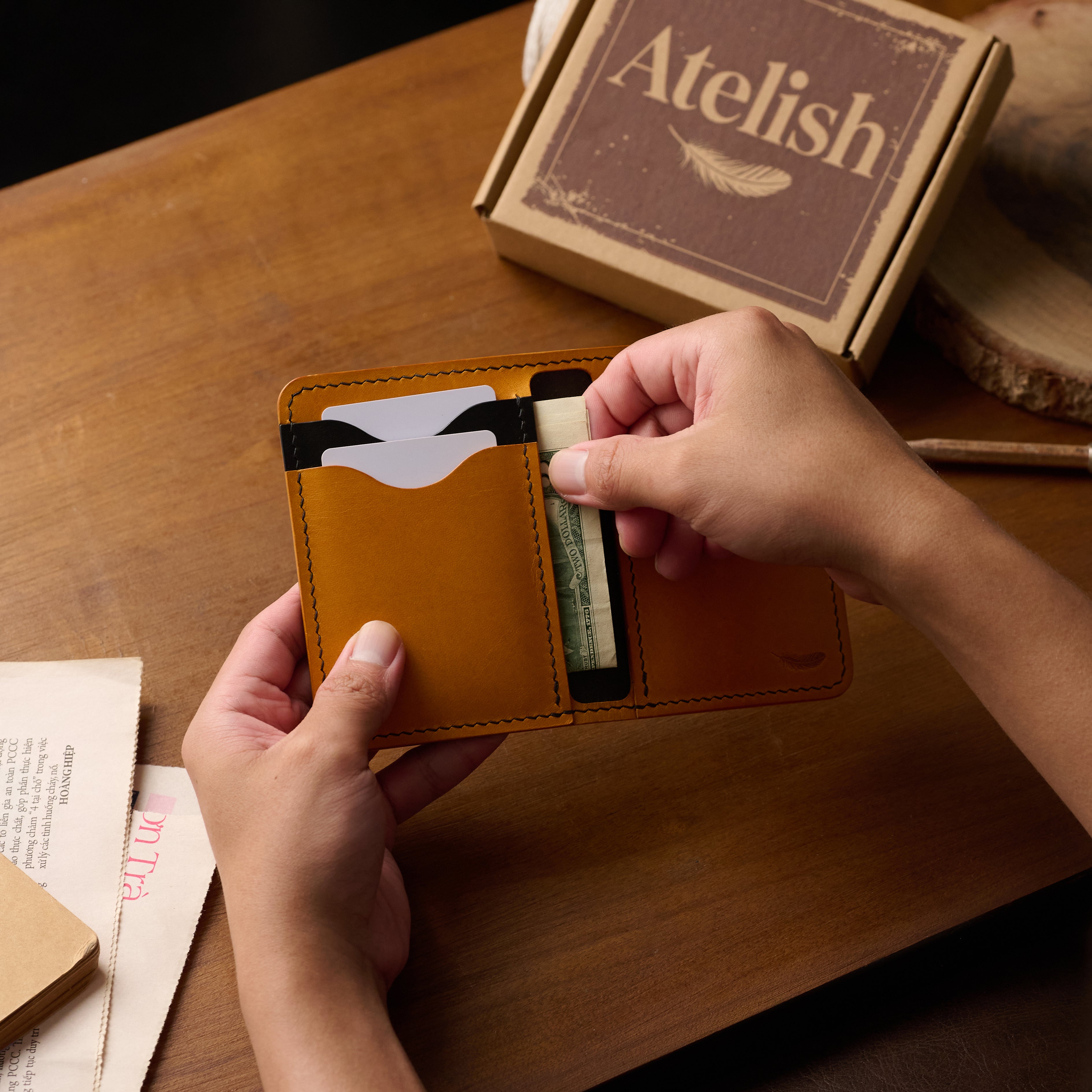 Atelish Buttero Leather Bifold Card Holder