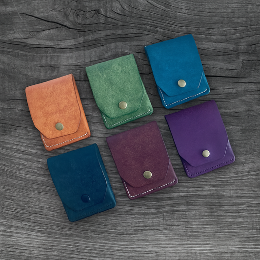 Hemsby Slim Wallet – Artisan-Crafted from Italian Pueblo Leather