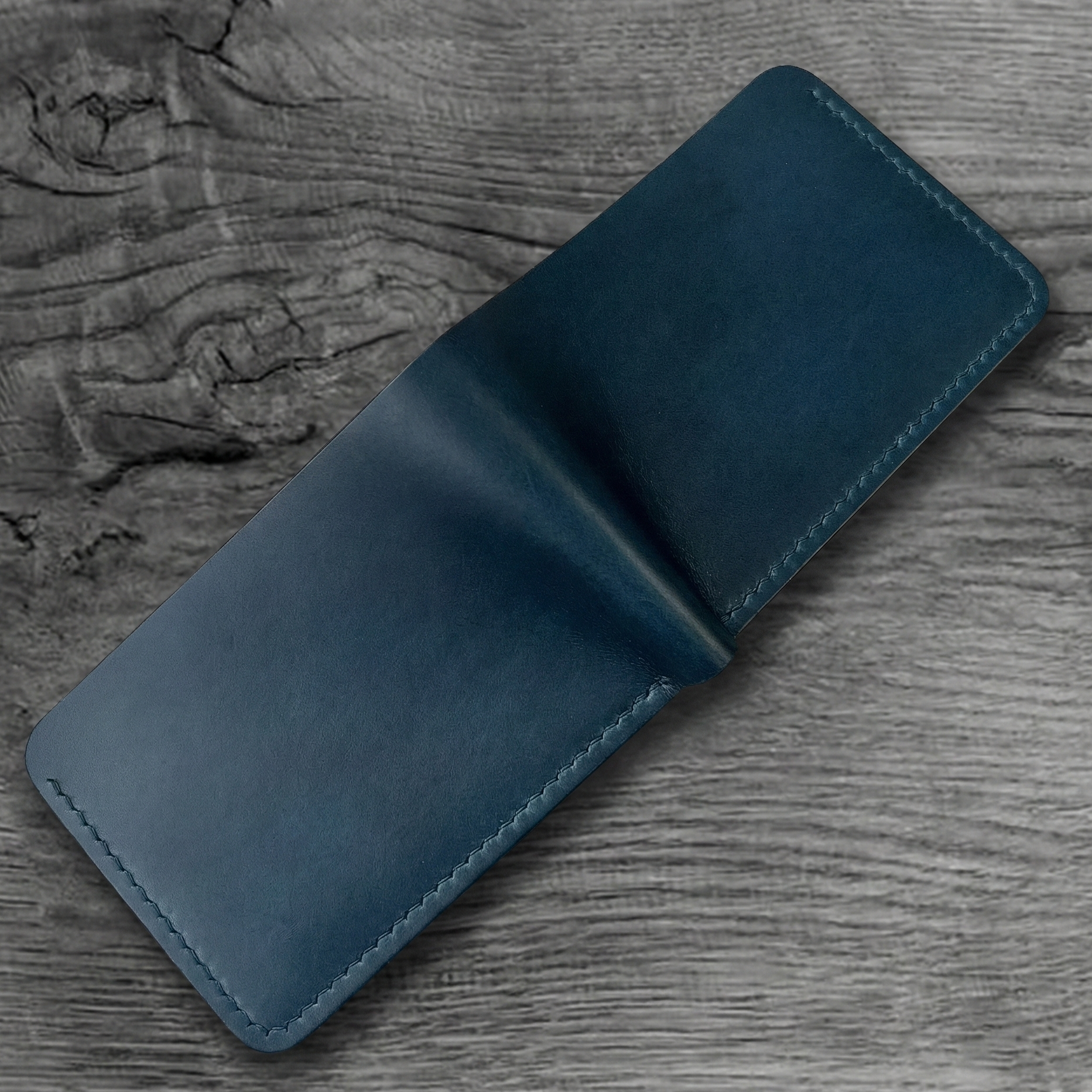 Minimalist Buttero Leather Bifold Wallet